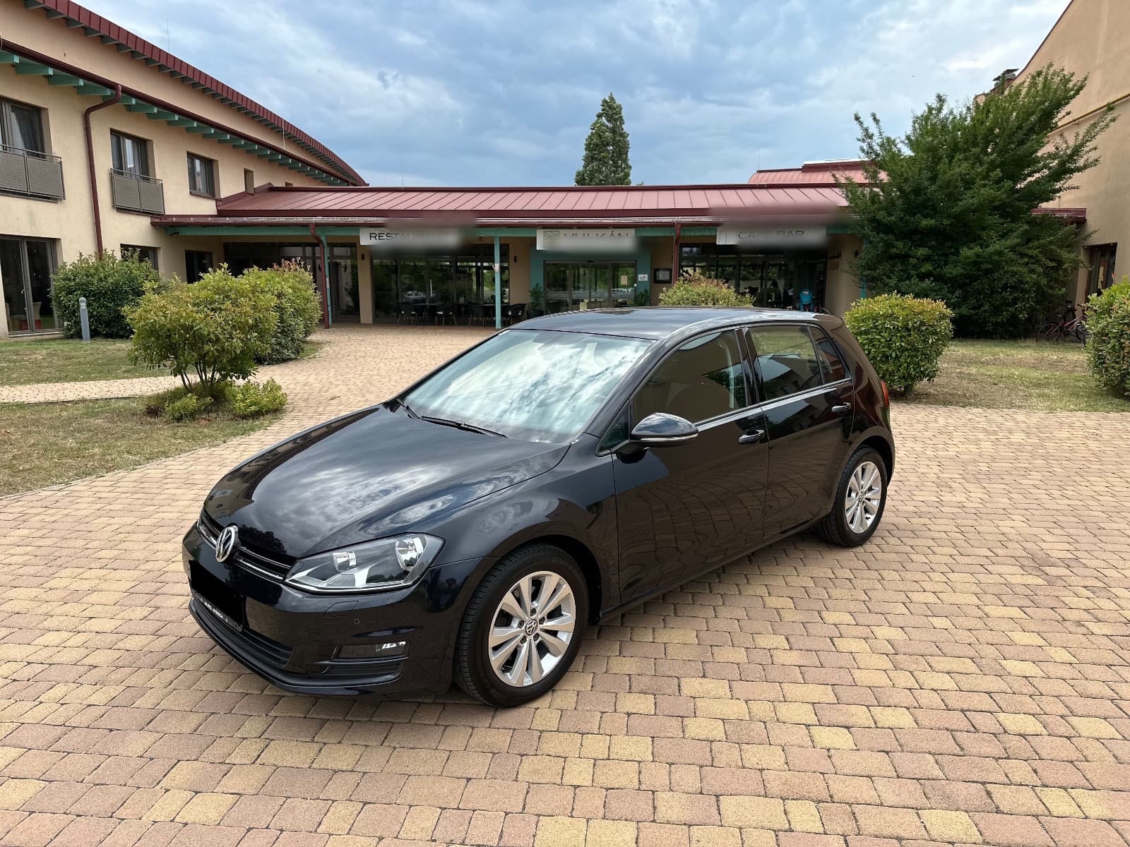 Volkswagen Golf VII