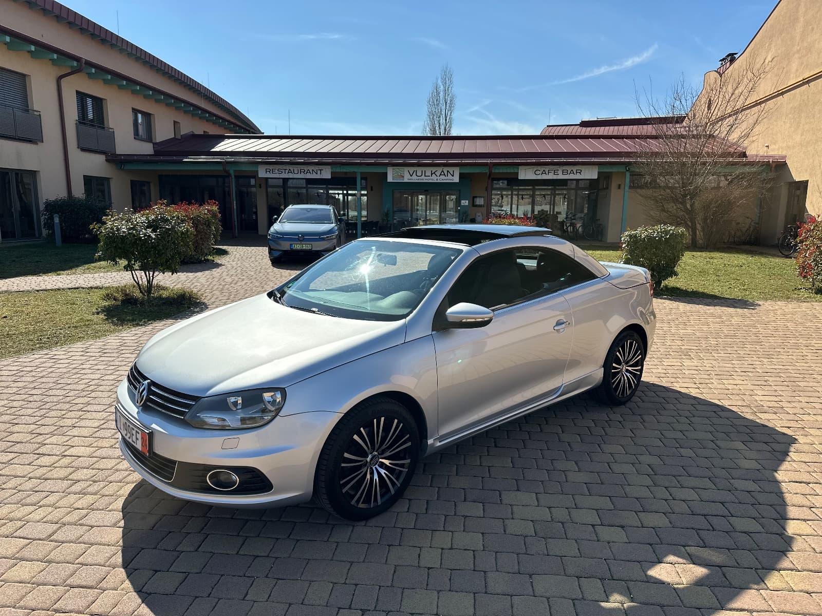 Volkswagen Eos